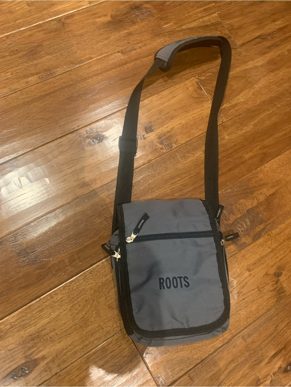 Roots Gray Women’s Small Crossbody Belt Bag